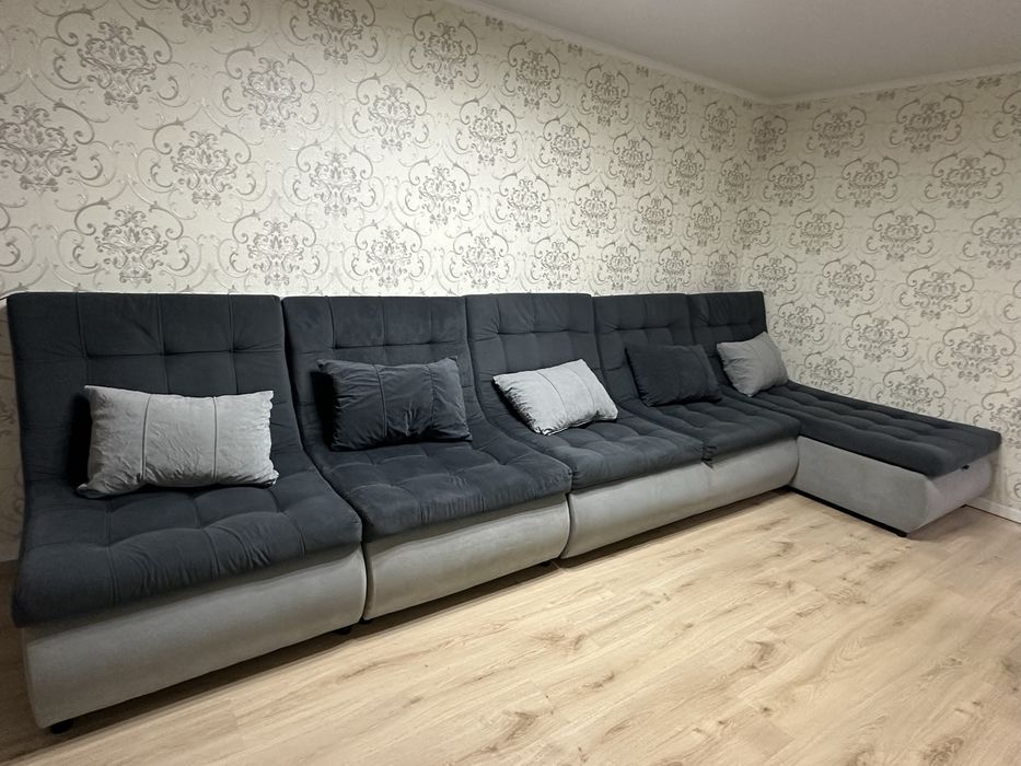 Продам диван угловой