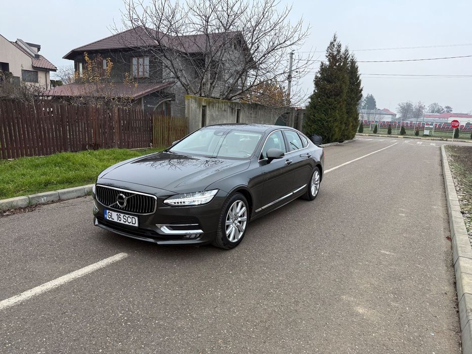 Volvo S90 Volvo S90 mașina arată și merge impecabil.