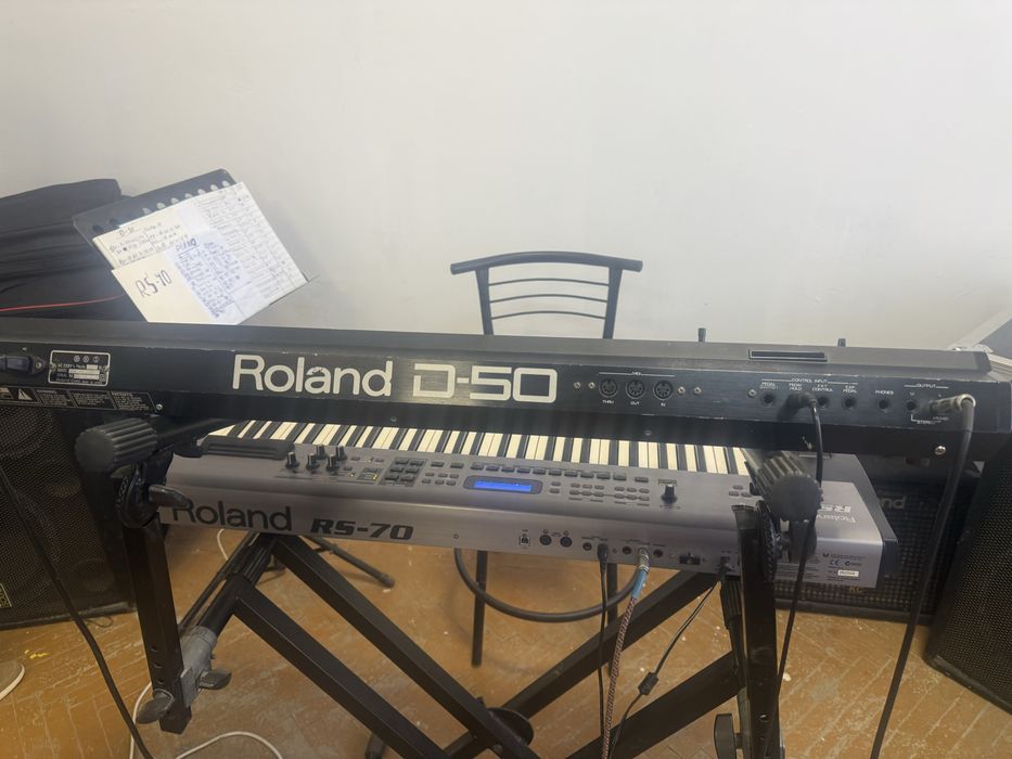 ROLAND D-50 синтезатор