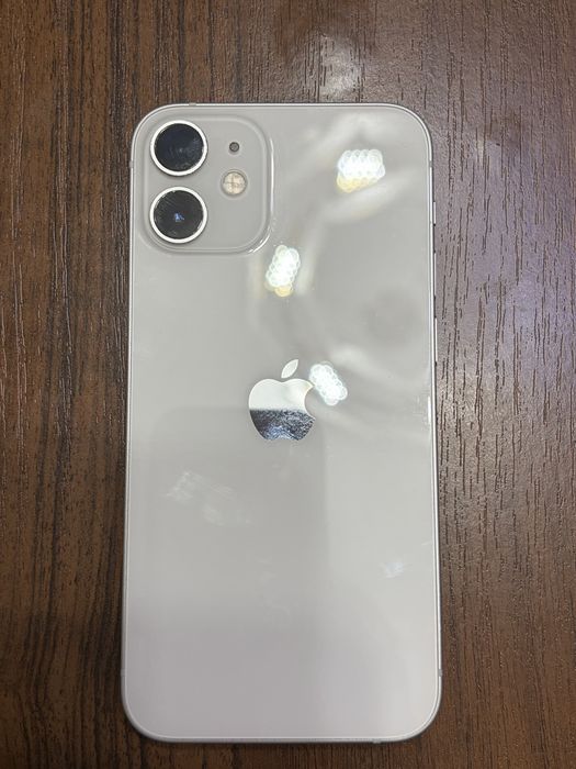 Iphone 12 mini в хорошем состояний