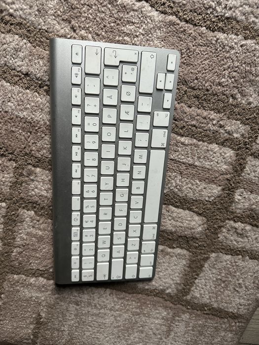 Tastatura Apple wireless model A1314
