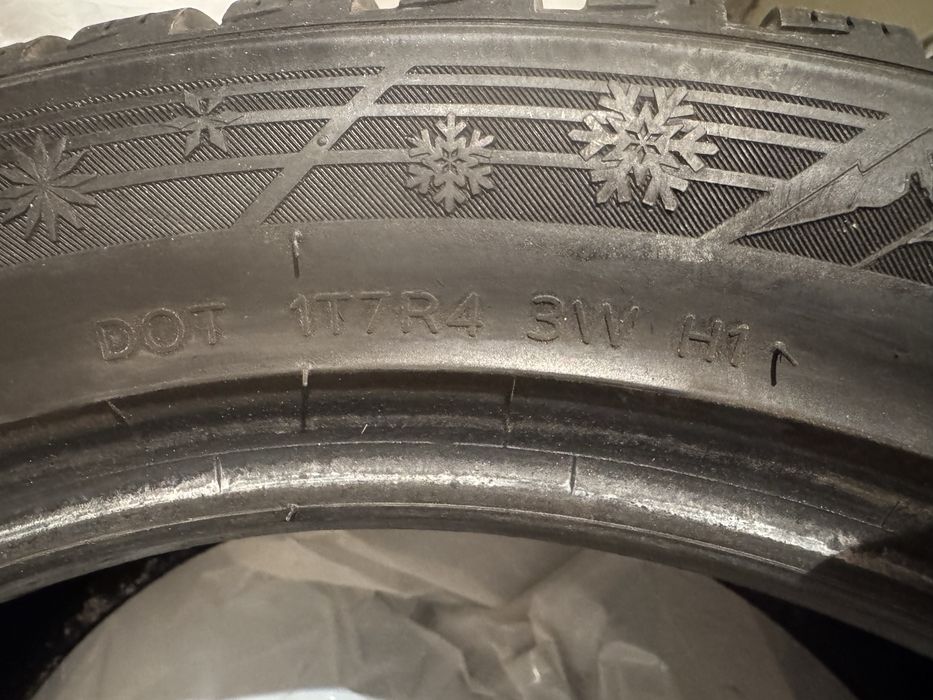 Hankook I*cept EVO 3