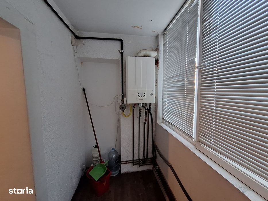 Apartament cu 3 camere decomandat-renovat-68 mp-etaj 2-Dorobantilor