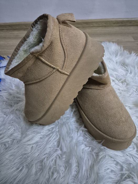 Ugg noi dama catifea