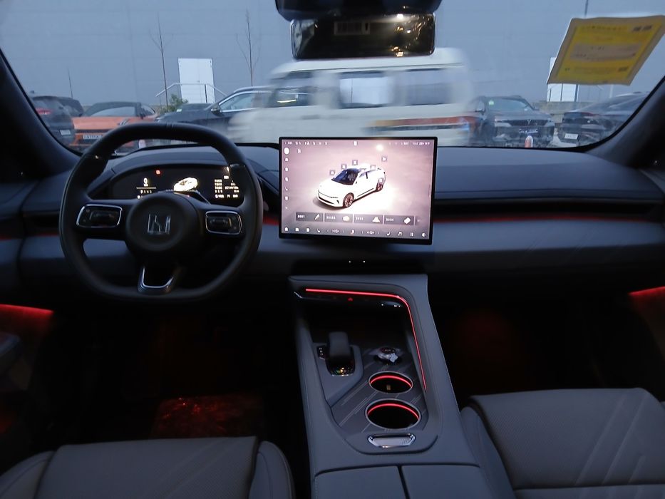 Zeekr Full Сотилади