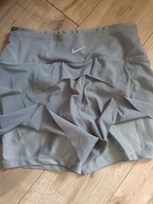 Дамски шорти за бягане с клин Nike