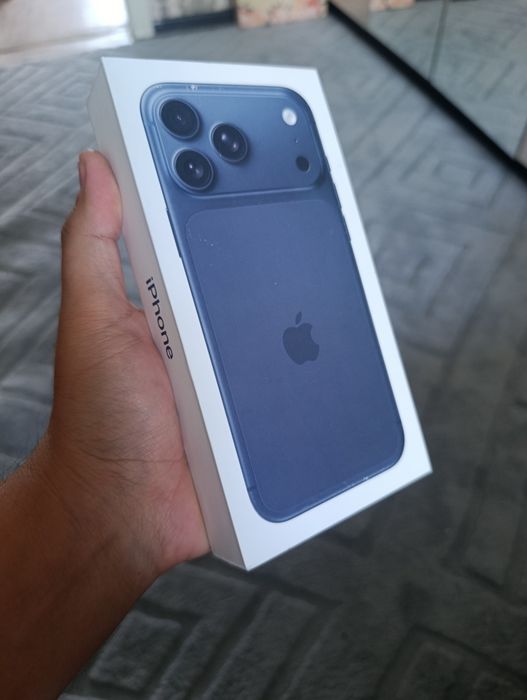 iPhone 17 pro max 256G