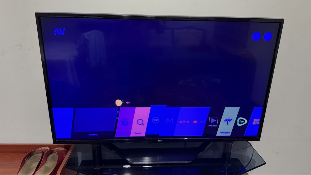 4 телевизора LG +1 Roison б/у (43дюйм)