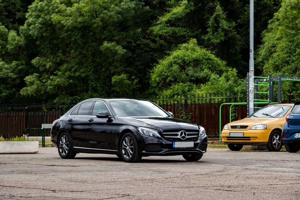 Mercedes Benz C180