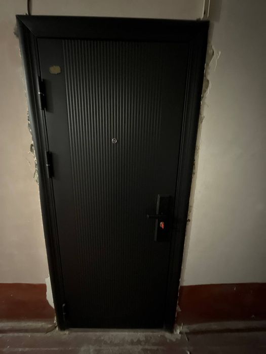 Продается 1 комнатная Кадышева