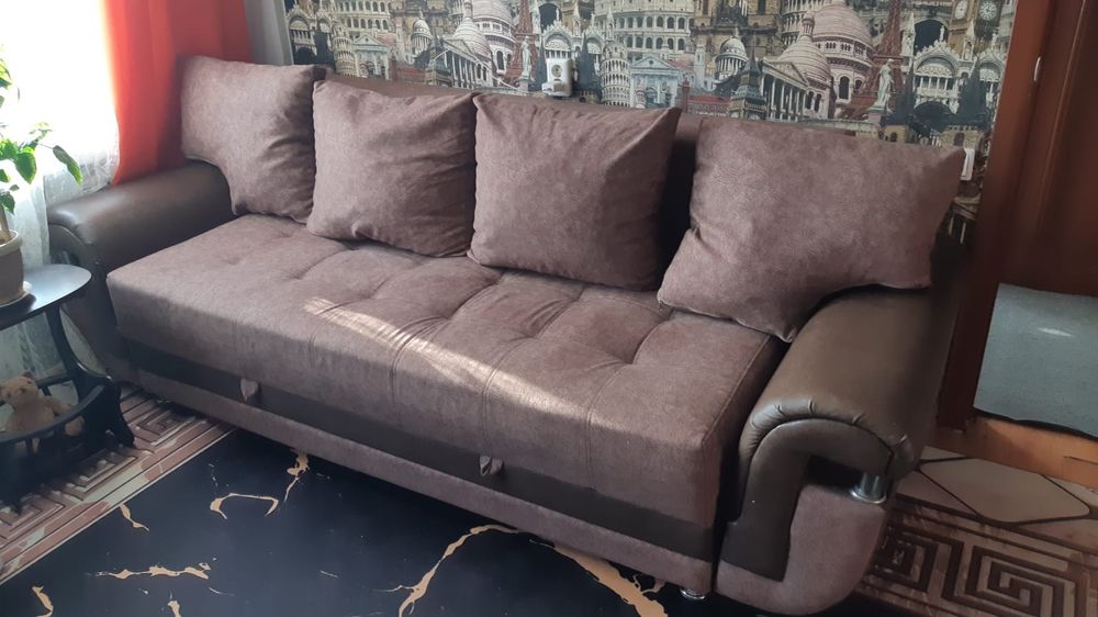 Продам 2 дивана в хорошем состоянии
