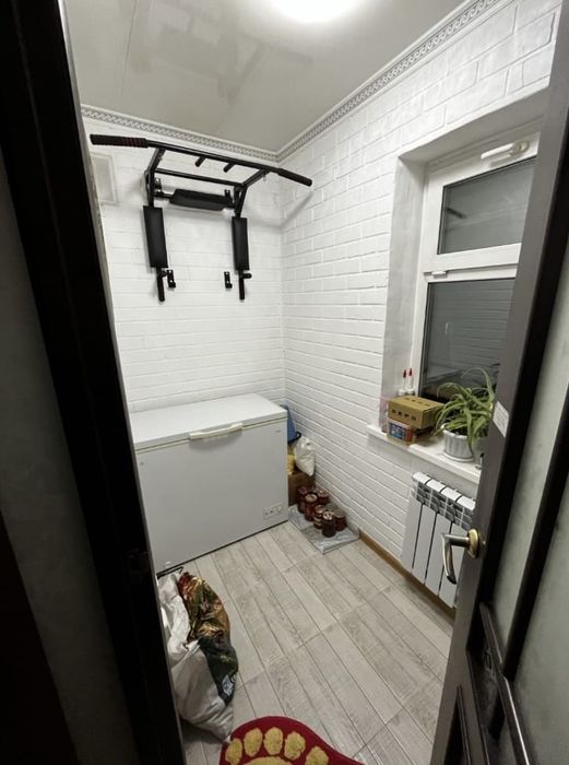 Продам 3-х ком квартиру в красном яре