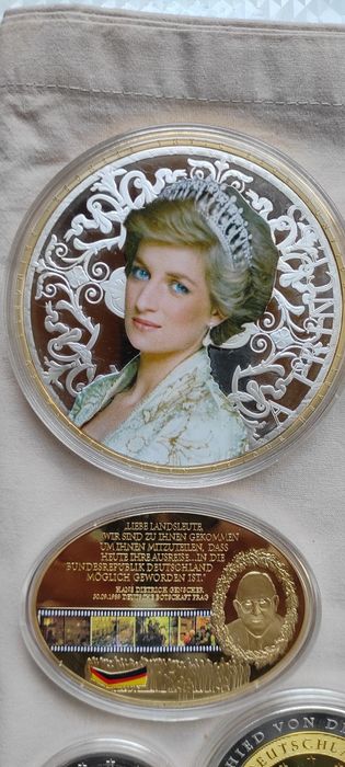 Lot monede și medalii comemorative