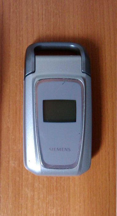 telefoane simple pt. vremuri complicate