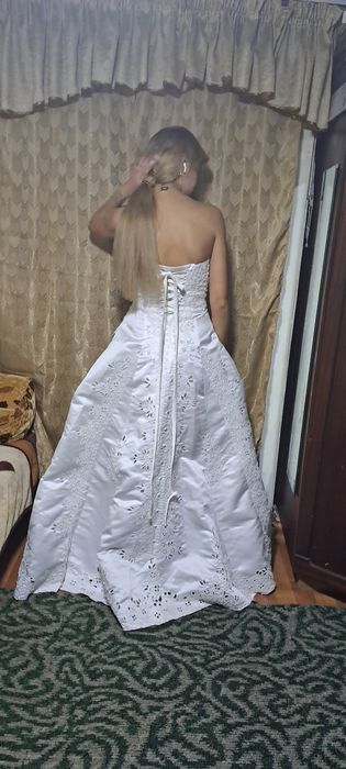 Продам свадебное платье