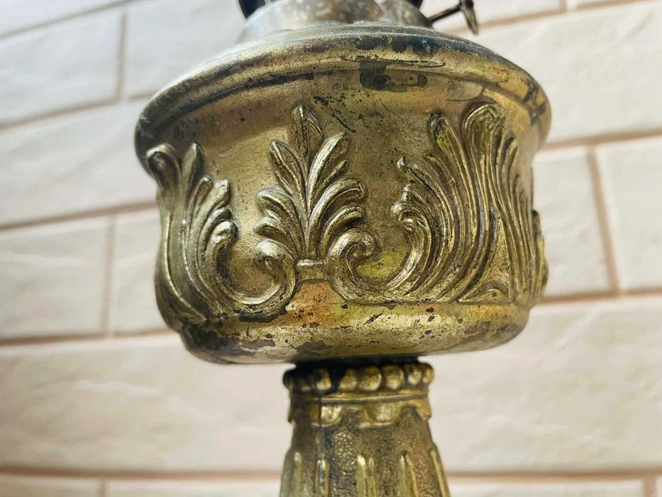 Красива голяма месингова лампа от Англия