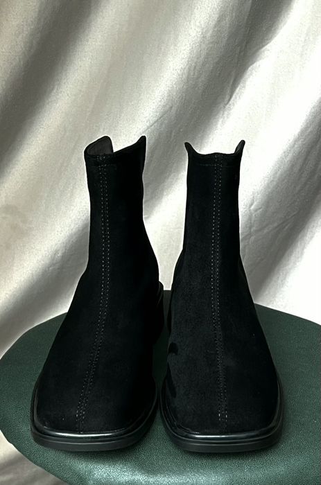 Стильные и удобные женские полусапожки