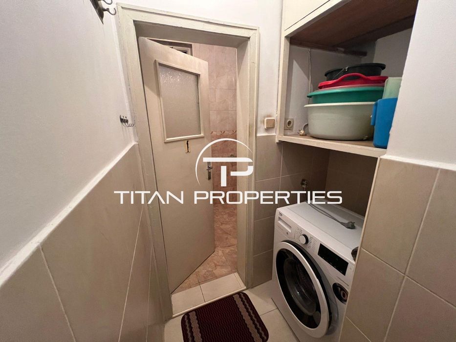 Дава се под наем Многостаен апартамент в Варна, Център - 110 кв.м за 460 € - Снимка #11