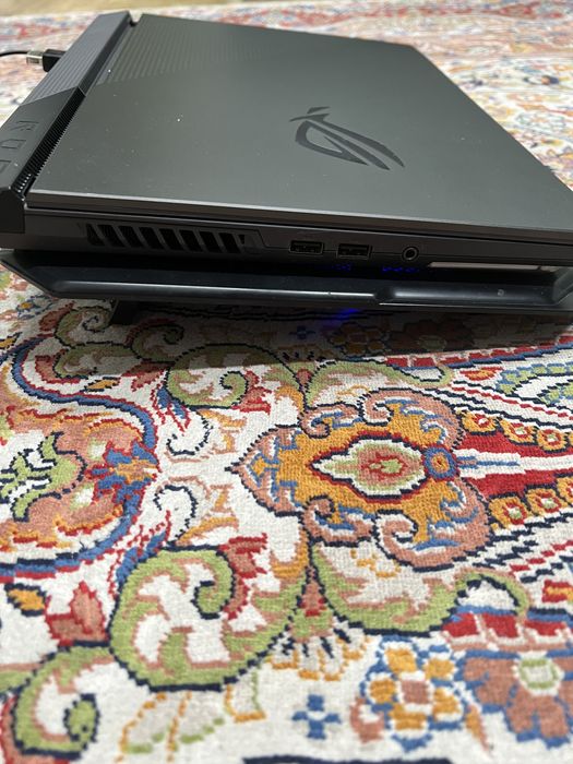 Asus ROG strix G15 G513QR