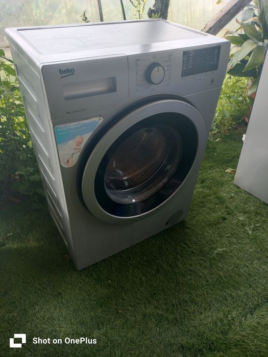 Vând mașină de spălat beko slim și frigider Beko no frost