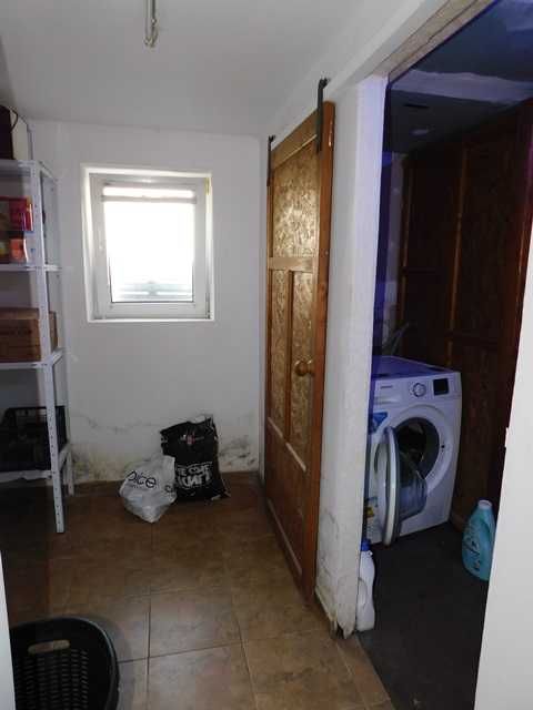 Продава се Къща в Търговище, Център - 344 кв.м за 567 €/кв.м - Снимка #23