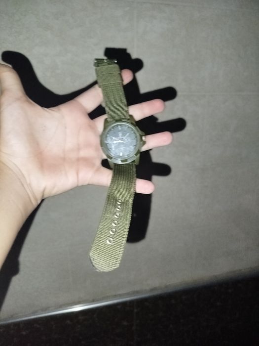 Наручные часы новые