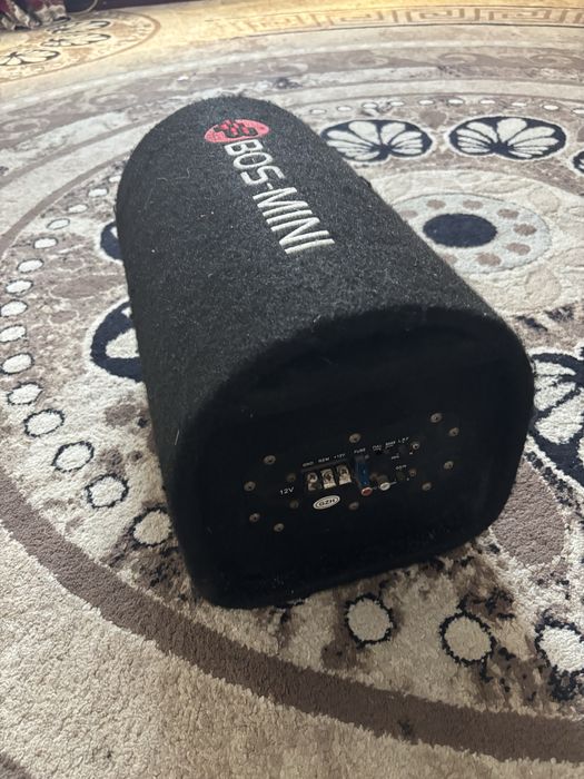 Продам сабвуфер и могнитофон BOS-MINI