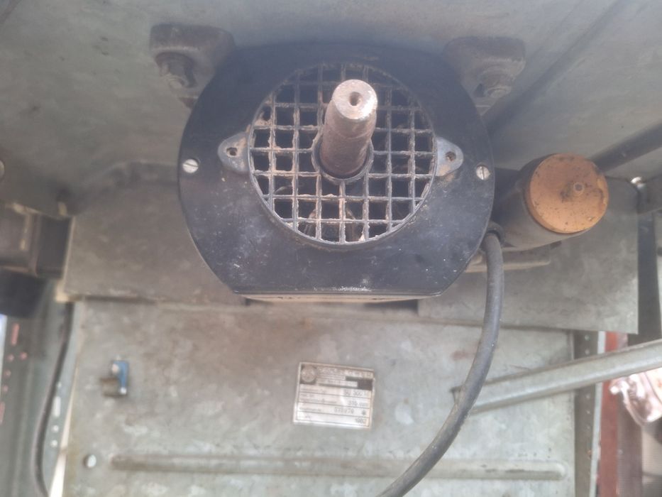 Vand circular lemn motor 2.2kw