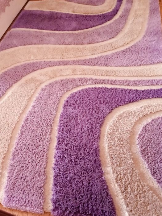 Продам ковёр 2*3