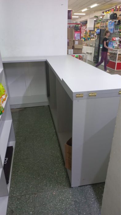 Продам торговый прилавок