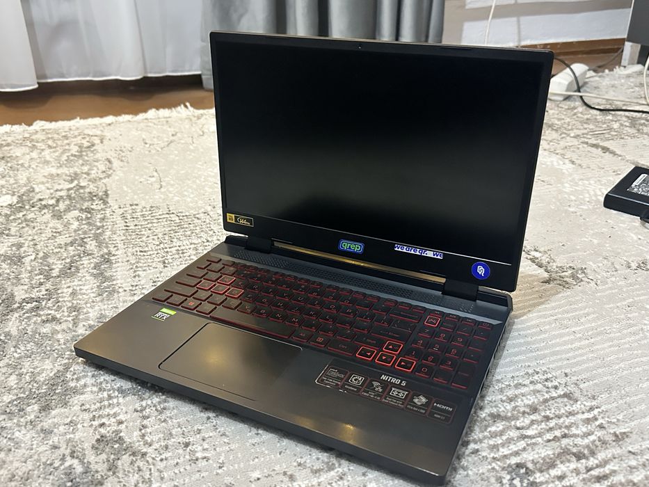 Acer nitro 5 (в комплекте графический планшет)