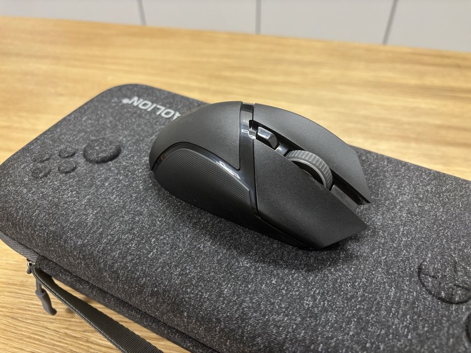 Razer basilisk v3 x hyperspeed