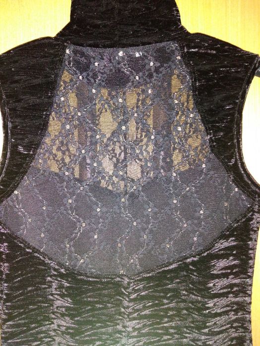 Малки черни парти рокли размер M