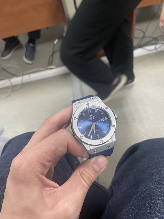 Часы мужские hublot