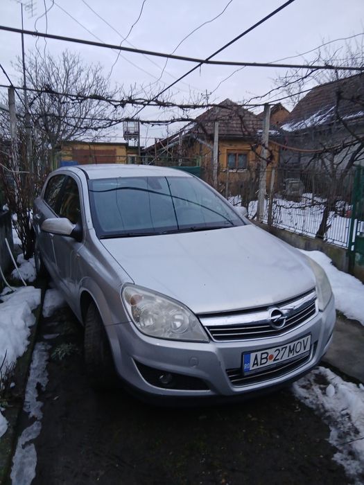 Opel Astra H, 1.7, an 2010