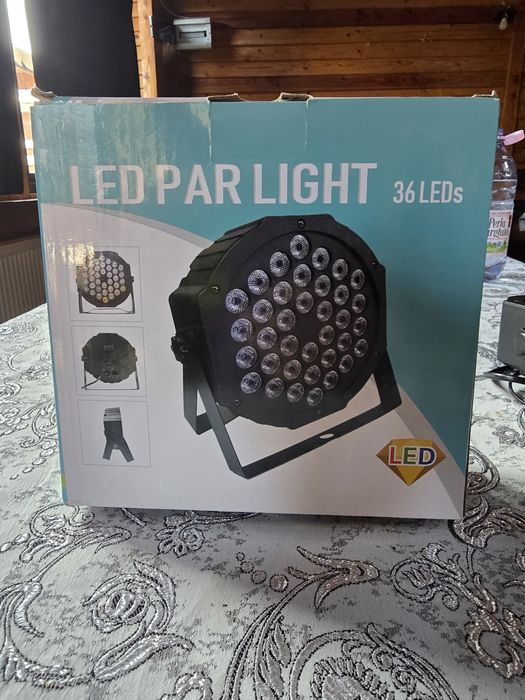 Vand 5 lumini scena Led par noi!!!