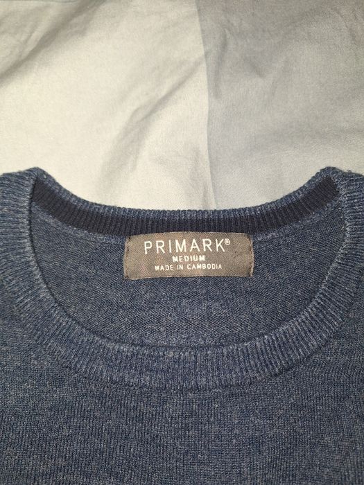 Pulovere diverse 40 ron