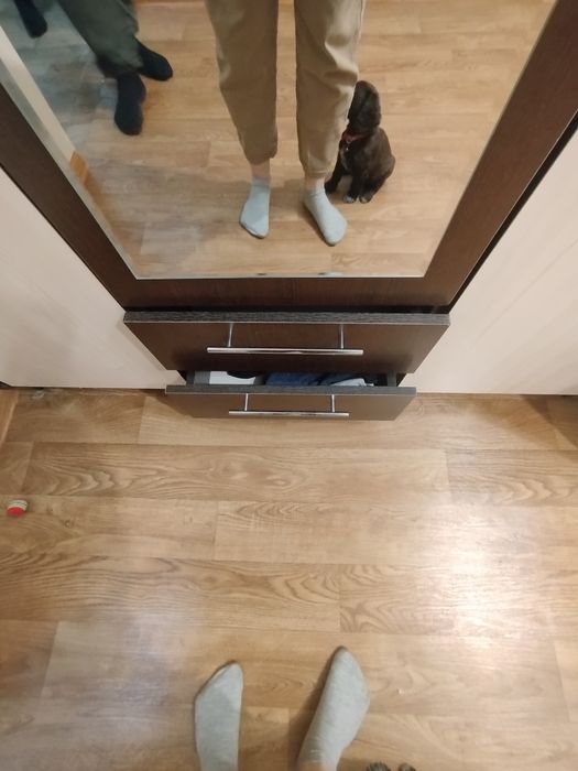 Шкаф трёхдверный