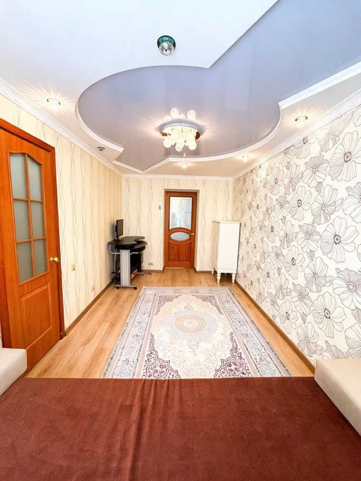 Продаётся 4-х комн квартира в районе Школьник .