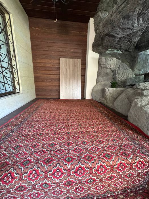 Продаются шерстяные ковры. Размер 2,5 /3,5