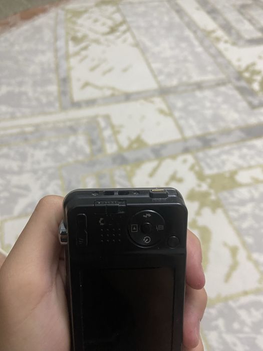 Фотопарат Sony Cyber-Shot DSC-W710