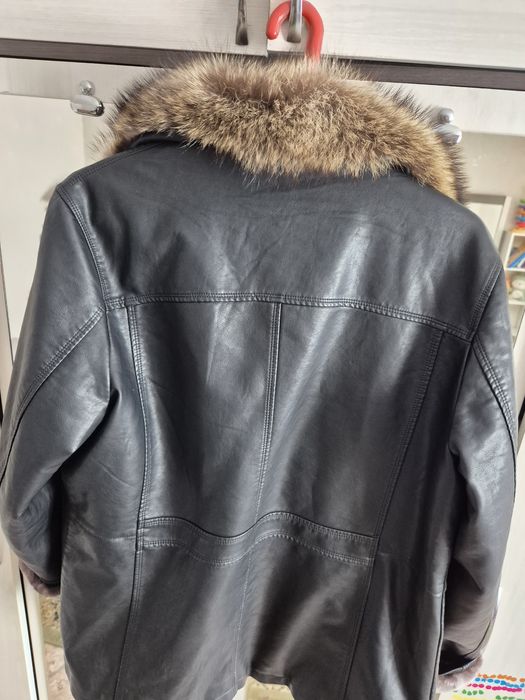Продется новая мужская дубленка