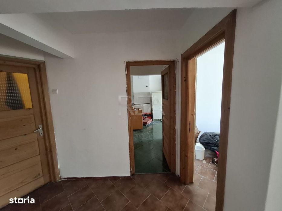 3 camere, et 4/10, anvelopat, 84 mp-Gorjului