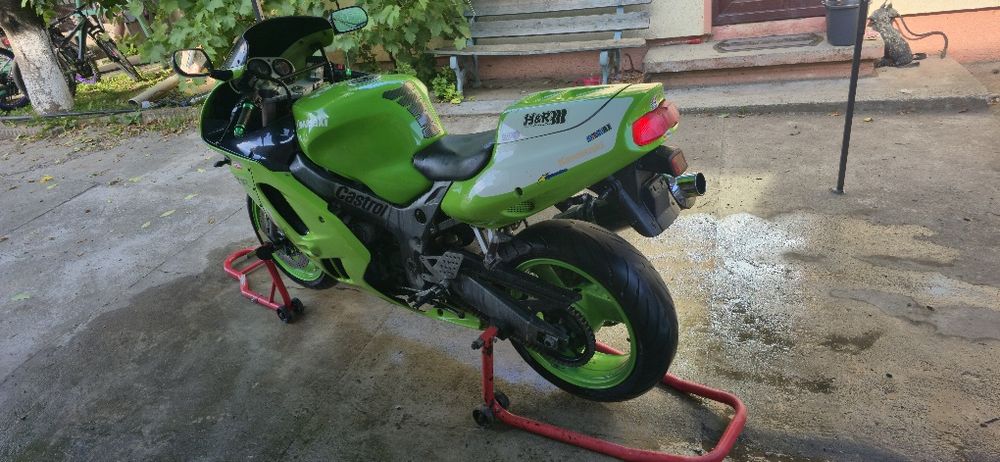Kawasaki zx9r 145cp no honda no yamaha no suzuki