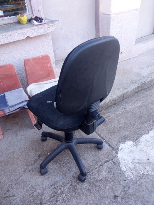 Офис стол  работещ