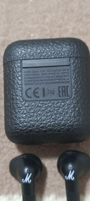 Продам наушники Marshall