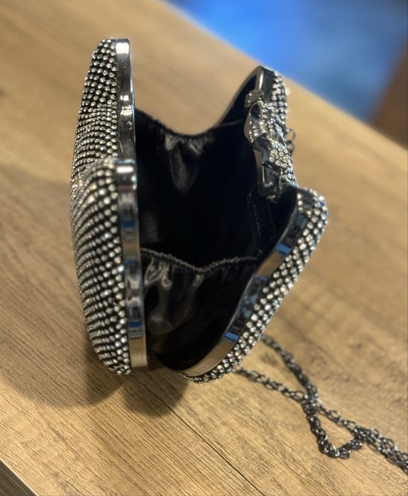 Дамски очила Gucci и елегантна чантичка