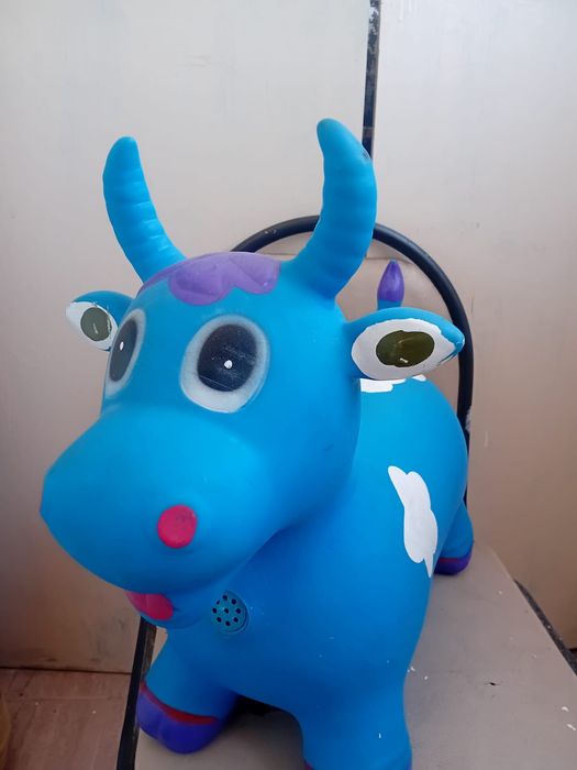 Игрушка коровка. 3000 тг