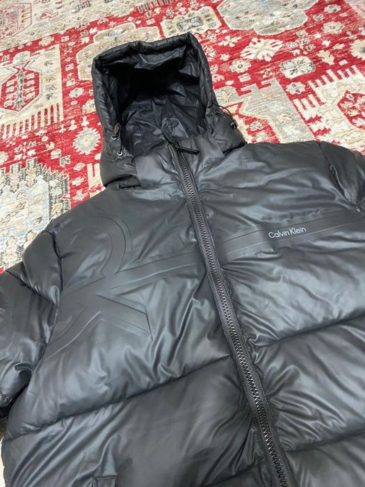 Продам зимнюю куртку