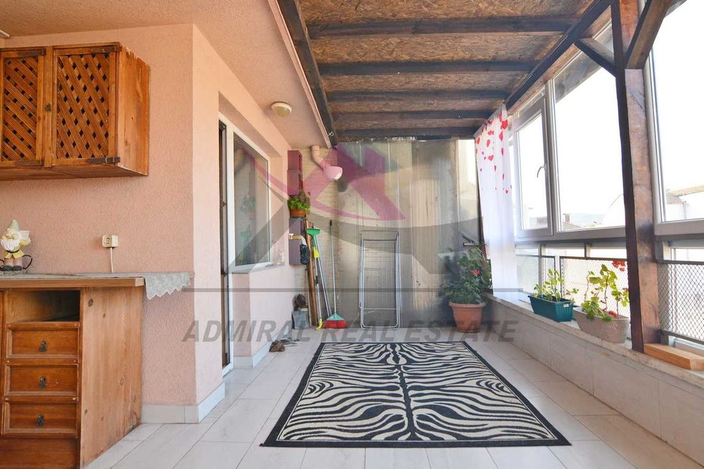 Дава се под наем Двустаен апартамент в Варна, Център - 70 кв.м за 600 € - Снимка #3